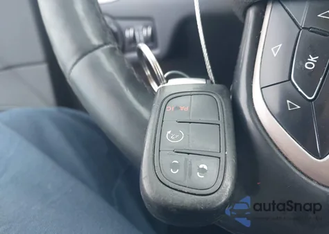 2015 Jeep Cherokee Limited из США, поврежденный, VIN 1C4PJMDS4FW752773